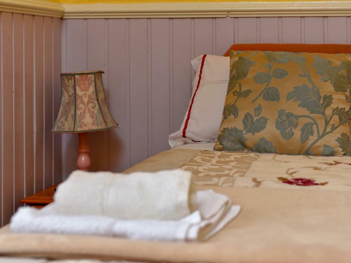 The Warren Guest House Карлайл Екстериор снимка